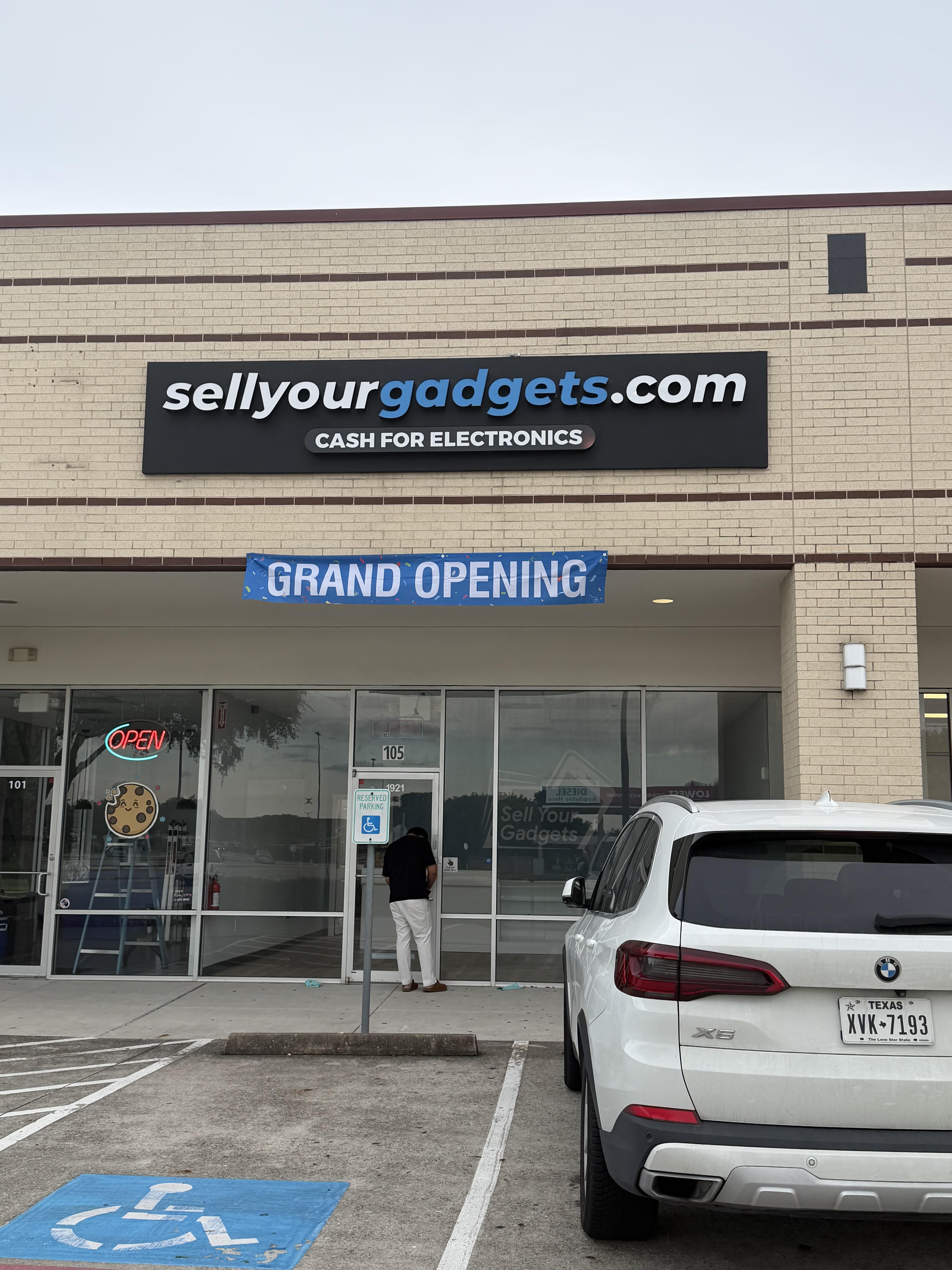 Storefront of SellYourGadgets in Pearland, TX